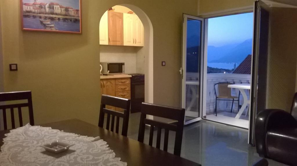 Apartments Sandra Tivat Kültér fotó