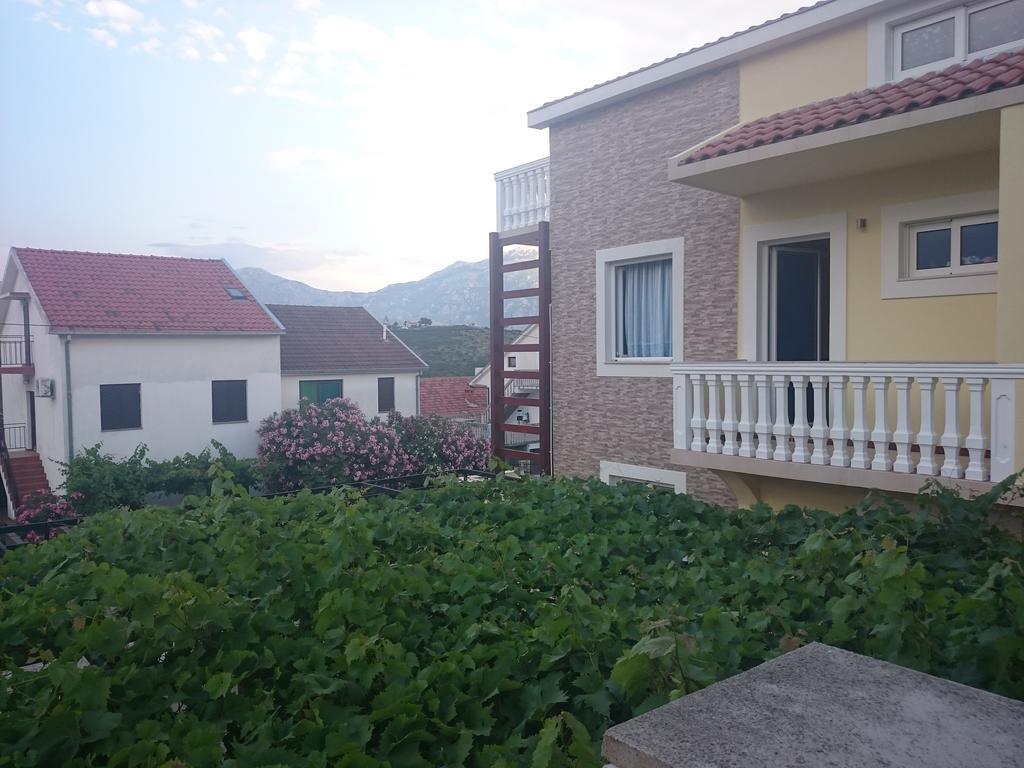 Apartments Sandra Tivat Kültér fotó