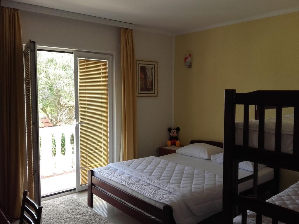 Apartments Sandra Tivat Kültér fotó
