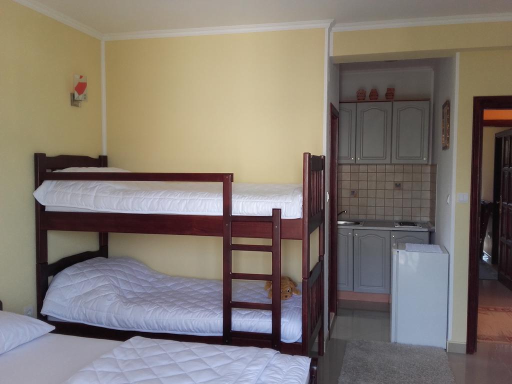 Apartments Sandra Tivat Kültér fotó