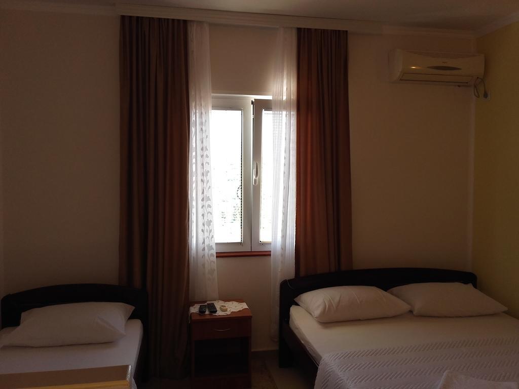 Apartments Sandra Tivat Kültér fotó