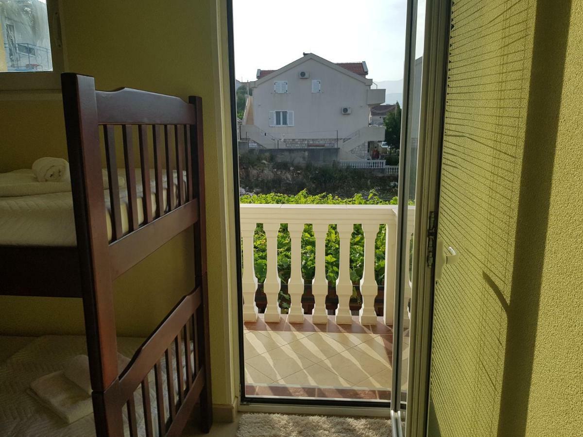 Apartments Sandra Tivat Kültér fotó